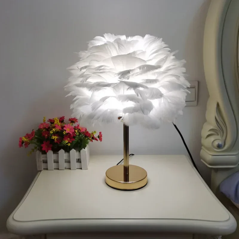 ‌Modern Feather Table Lamp Fluffy Bedside Lighting for Bedroom Nightstand Living Room Coffee Table Romantic Home Decor Gift