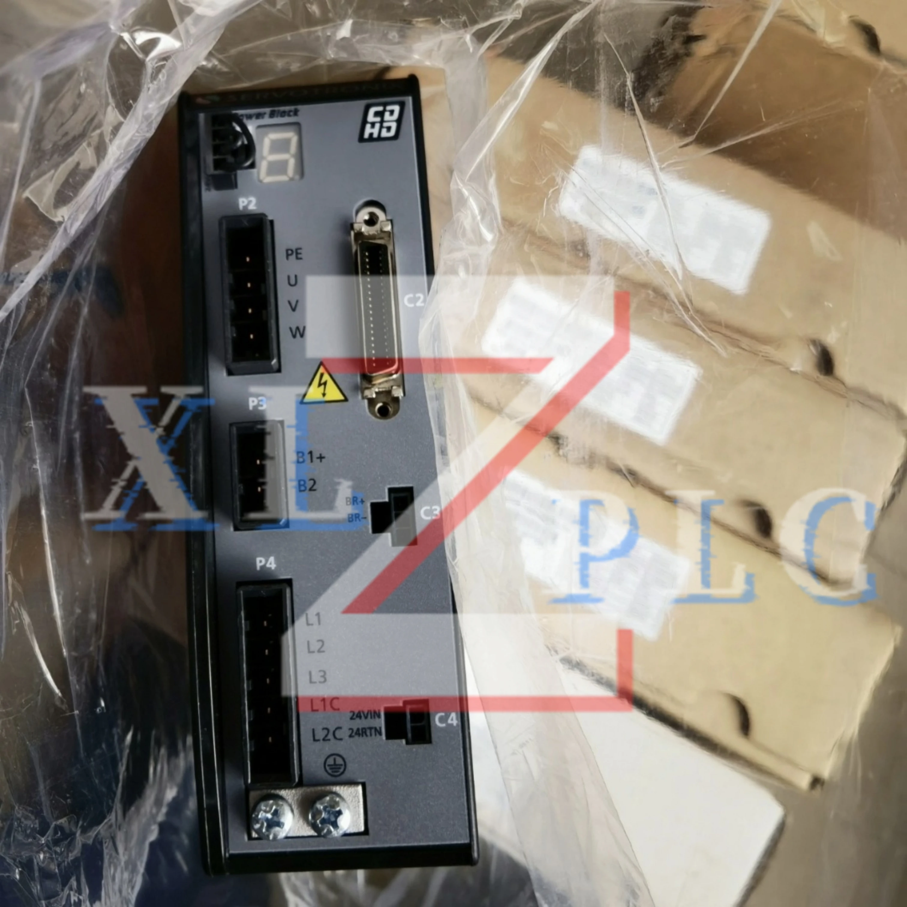 ไดร์เวอร์เซอร์โวใหม่ในกล่อง CDHD-4D52APB0-ST CDHDE-0102AAP CDHDE-4D52AAP CDHDE-4D52AAP1 CDHDE-4D52AEB CDHDS-4D52AAP1