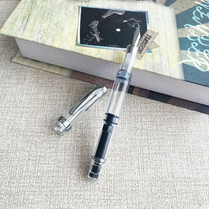 

Ручка-фонтан Wingsung 698 с прозрачным корпусом и вакуумной заправкой, тонкое перо EF/F 0.38 мм/0.5 мм, оригинальная, для письма и офиса, с клипом