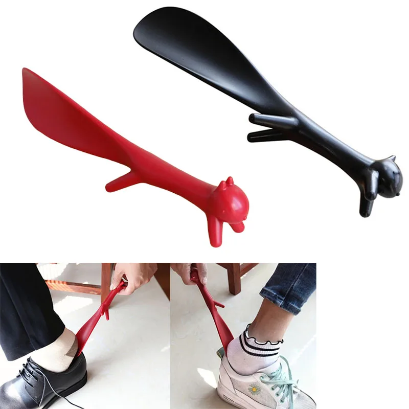 

Animal-Shaped Matte Black Shoe Horn Long Handled Shoe Puller Shoe Wear Aid Shoe Lifter Without Bending Cute Squirrel Shoehorn