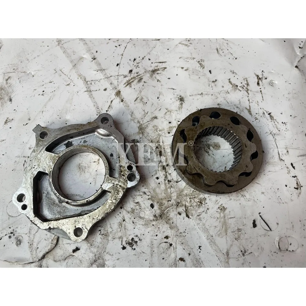 For Kubota diesel engine parts V1405 Oil Pump .