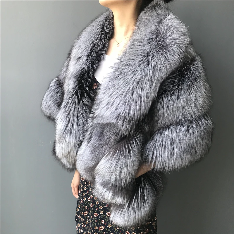 Wholesale High Quality Winter Autumn Lady Luxury Fox Fur Poncho Scarf Fashion Big Wide Fluffy Custom Women Real Fox Fur Shawls