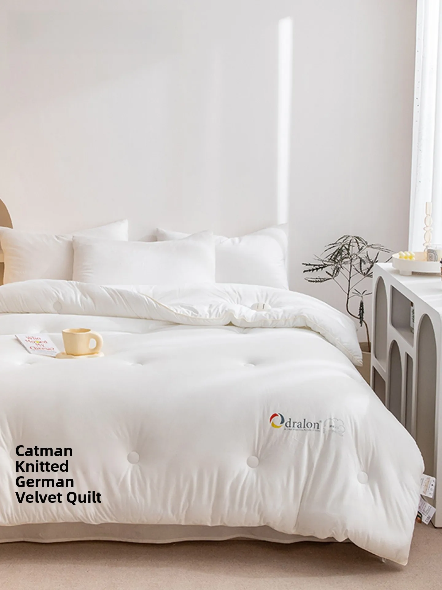 Cloud Knitted Four …