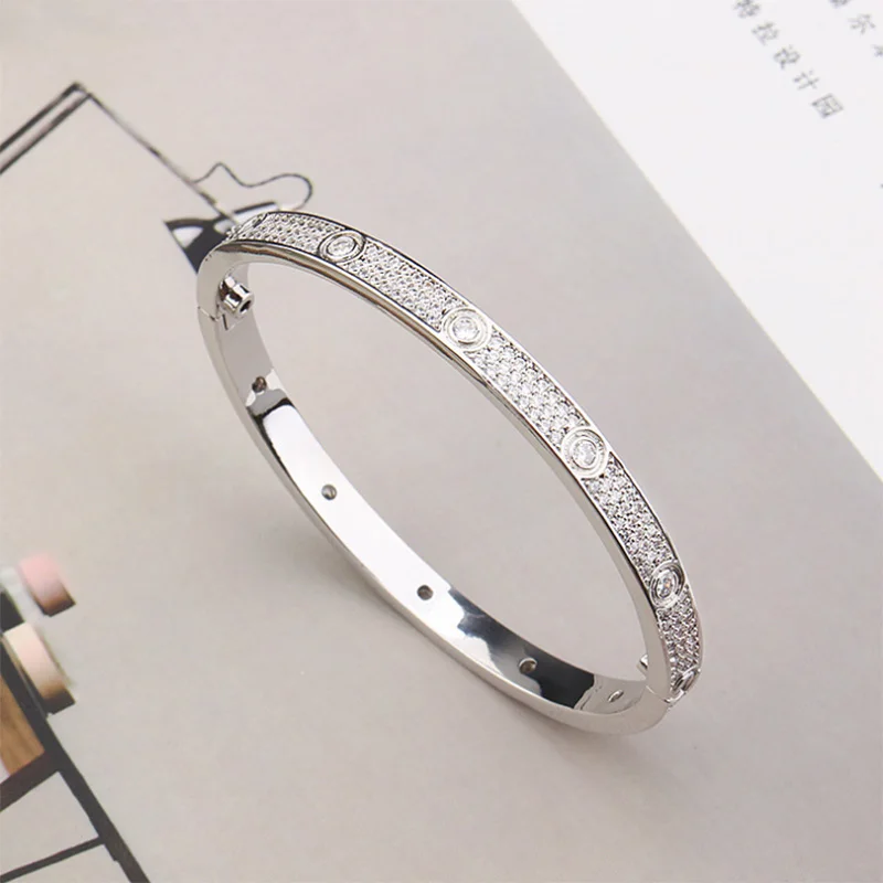 European and American Fashion All Over The Sky Titanium Steel Micro-Inlaid AAA Zircon Luxury Retro Bracelet