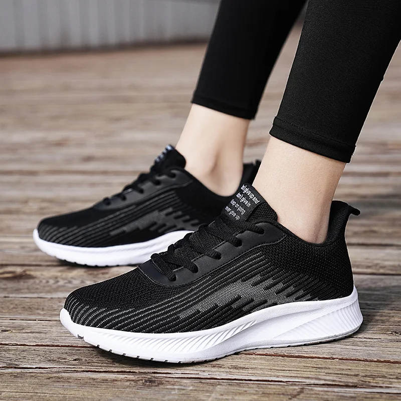 Summer Unisex Hot Running Shoes Men Red Mesh Breathable Cheap Sport Sneakers Womens Plus Size Light Low Trainers Zapatillas 2023