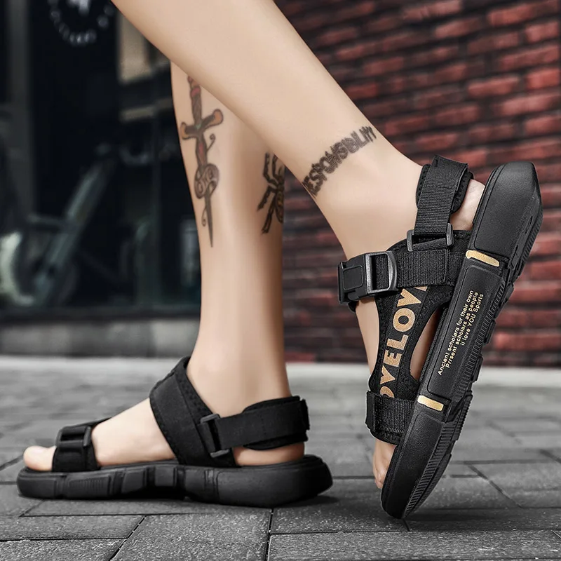 Zomermode Heren Sandalen Outdoor Anti-Slip Ademende Wandelschoenen Casual Strand Slippers Heren Sportschoenen