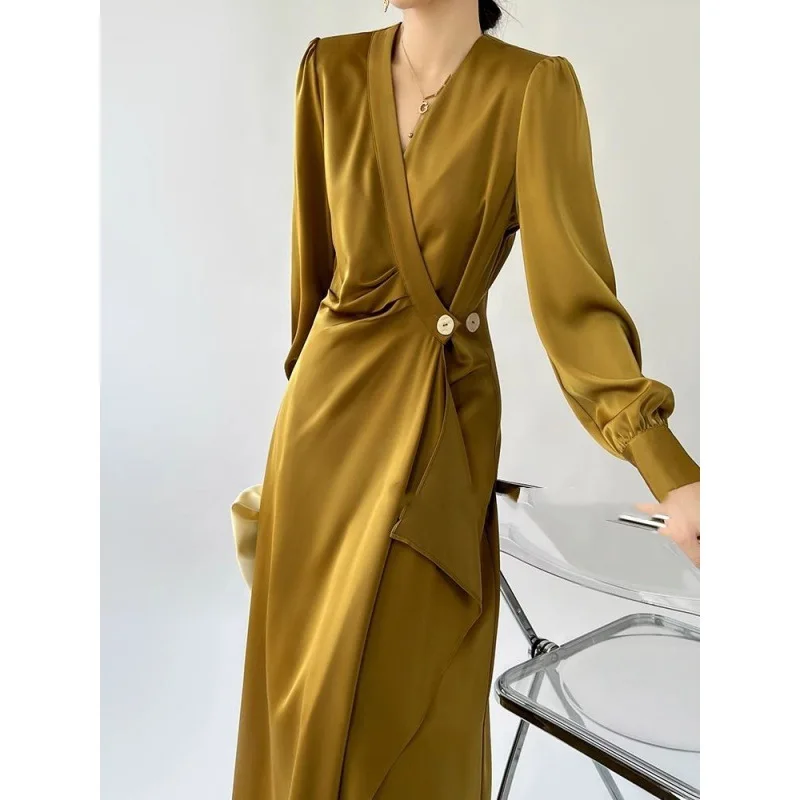 

Early Autumn New Temperament Waist-Controlled Slimming High-End Satin Skirt Commuter V Collar Long Sleeve Dress for Women