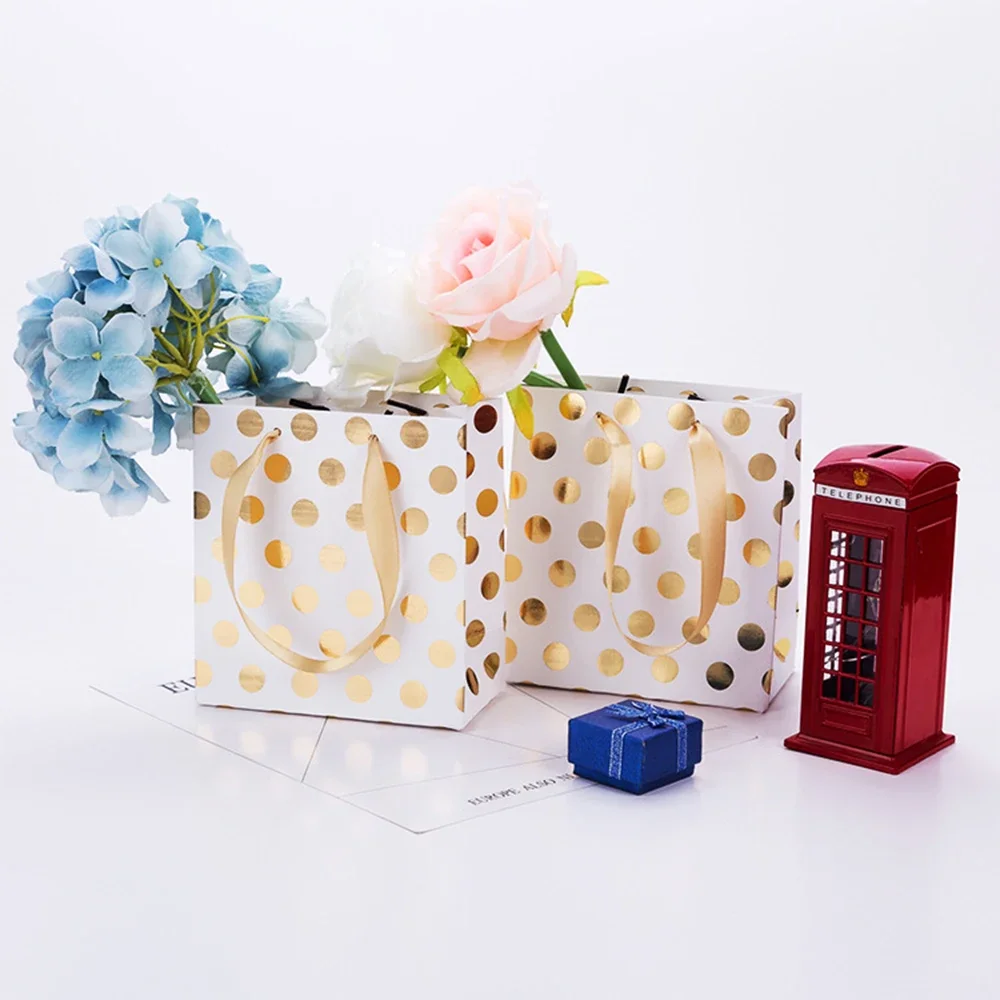 4Pcs Classic Polka Dot Paper Bag Wedding Birthday Commodity Gold Silver Tote Bag Cookie Candy Gift Packaging Bags Party Favors