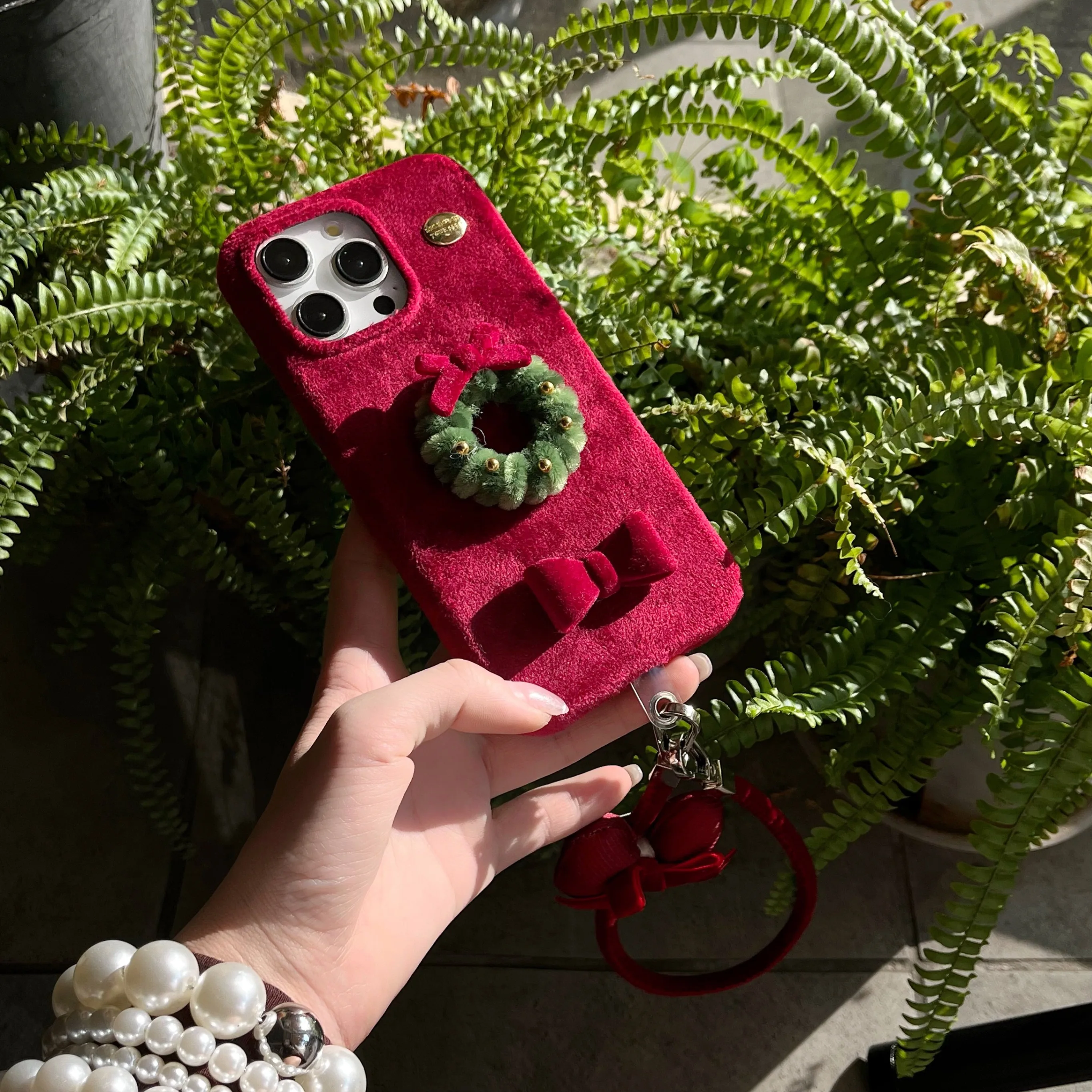 آيفون 17 16 15 14 13 برو ماكس ريترو النبيذ الأحمر المخملية روز حالة الهاتف | جميلة ورومانسية 2026 قم بتغيير ملابس هاتفك #3