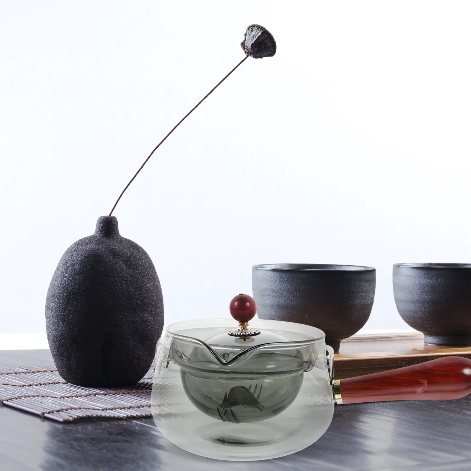 

360 Rotation Tea Pot Chinese Traditional Teaware Delicate Heat Resistant Blooming Tea Kettle Wooden Grip Glass Teapot