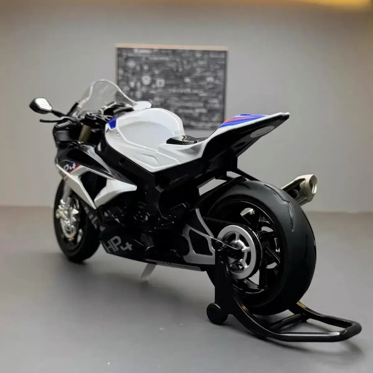 1:12 BMW HP4 Alloy Scale Motorcycle Model Diecast Toy Vehicle Simulation Sound＆Light Pull Back Off Road Autocycle Collection Toy