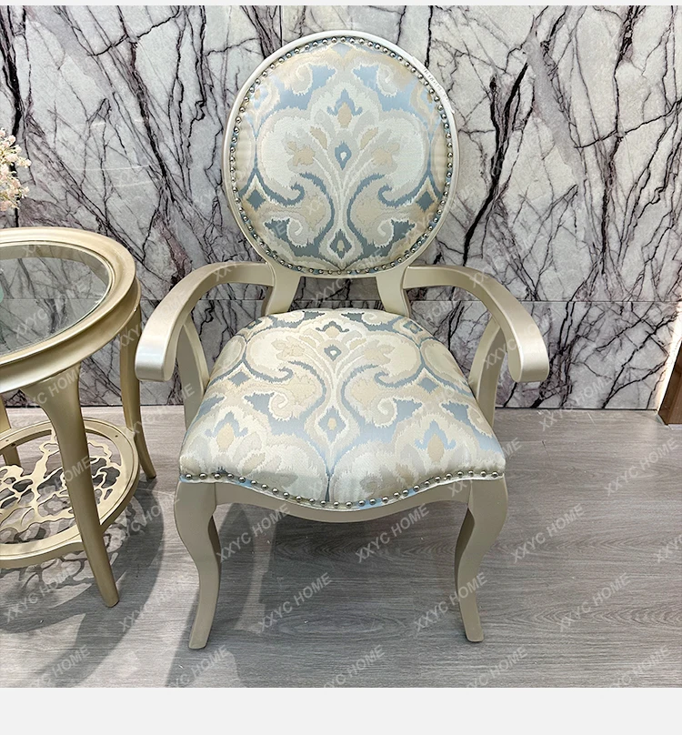 Zh Light Luxury Sol…