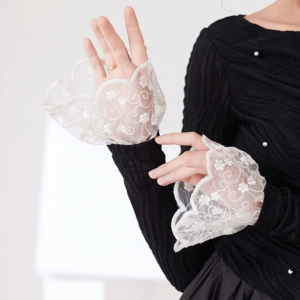 

1 Pair Lace Material Lace Cuffs Thin Pleated Elegant Detachable Cuffs White Color Ruffled Wristband Photoshoot