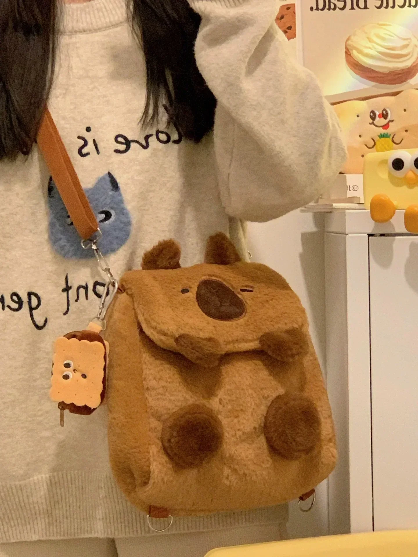 

Popular Kapibara Bag Kawaii Plush Cute Versatile Cartoon Capybara College Student Crossbody Shoulder Bag Peripheral Fashion