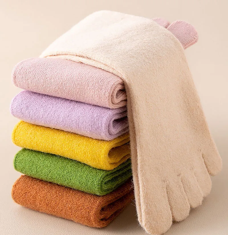 Autumn Winter Thicken Cashmere Five Toe Socks For Women Middle Tube Socks Candy Color Stretchy Five Finger Socks Split Toe Socks view 5