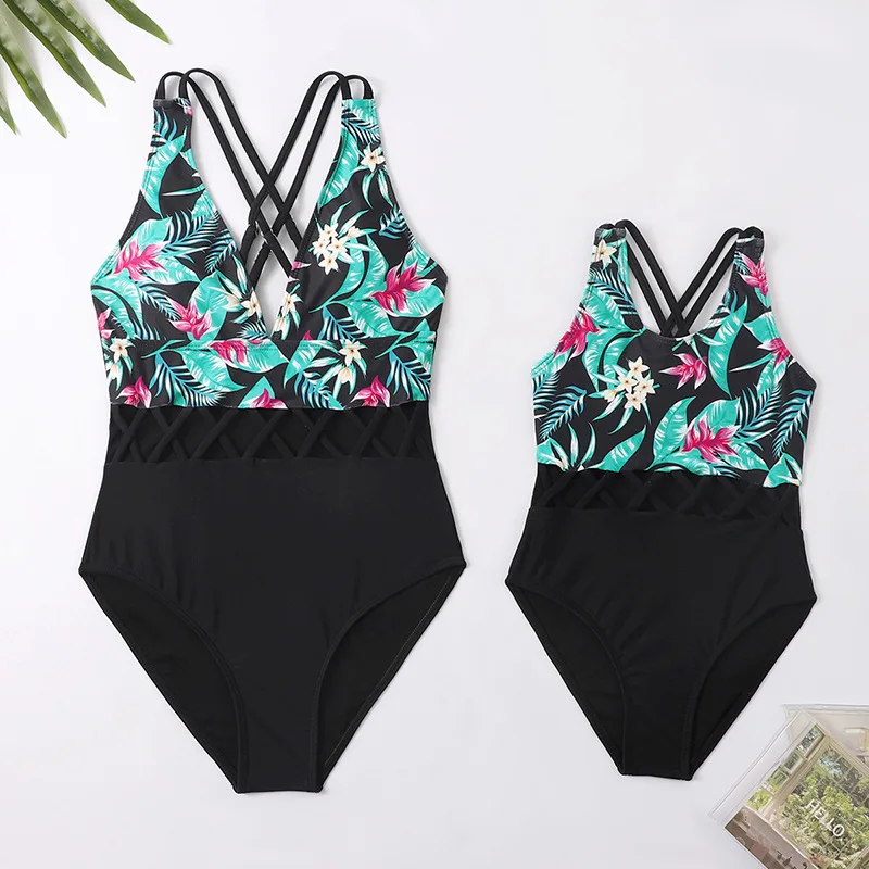 Family Matching Swimsuit Mom Daughter All Over Coconut Tree Print Pink Swim Trunks Shorts and Spaghetti Strap One-Piece Swimsuit