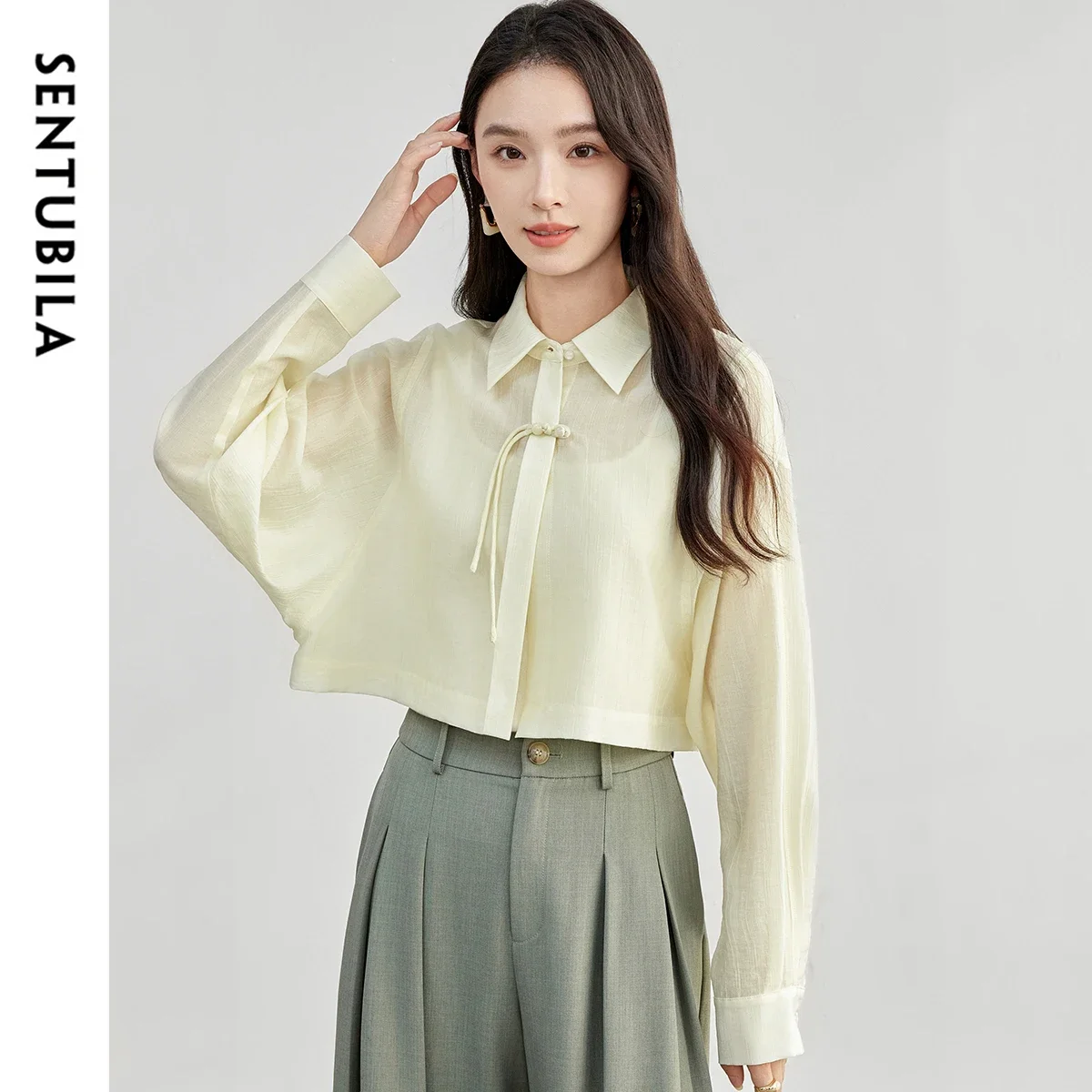 

SENTUBILA укороченная рубашка в китайском стиле, женская весна 202, лиоцелл, удобные однотонные блузки с длинными рукавами и жемчужными пуговицами, женские 151W56446