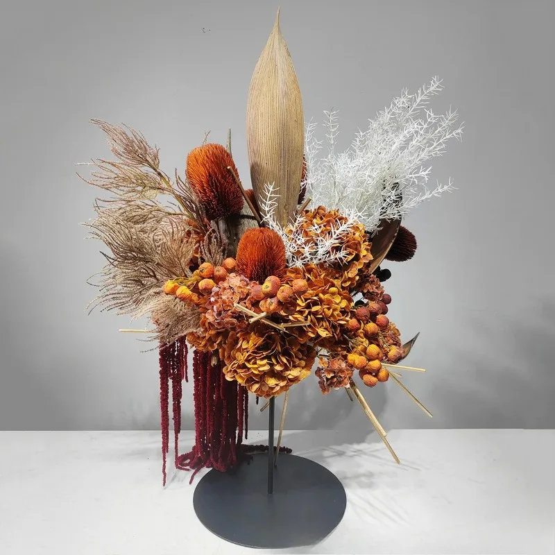 Modern light luxury red restaurant wedding home flower arrangement decoration