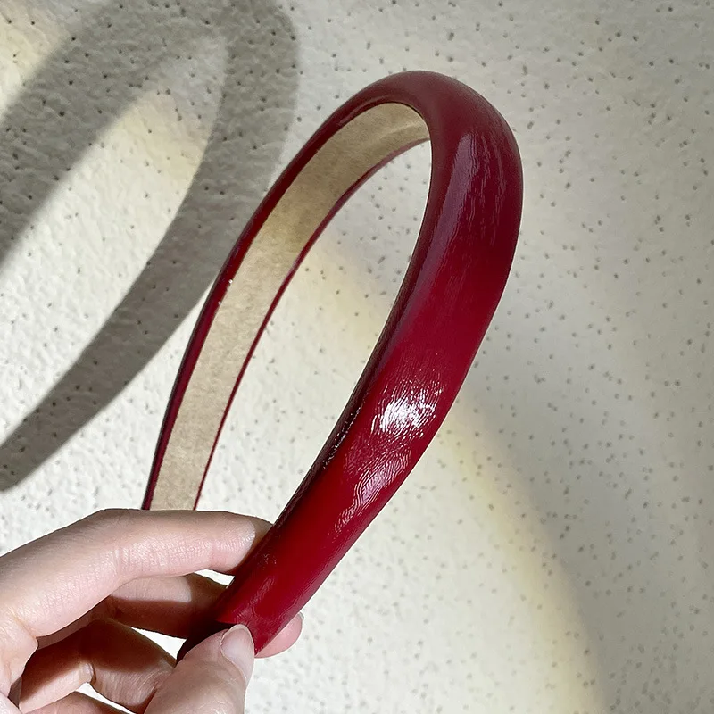 Vintage Pu Stirnbänder rote Farbe Haar bänder für Frauen Haarschmuck Mädchen Mode Kopf bedeckung