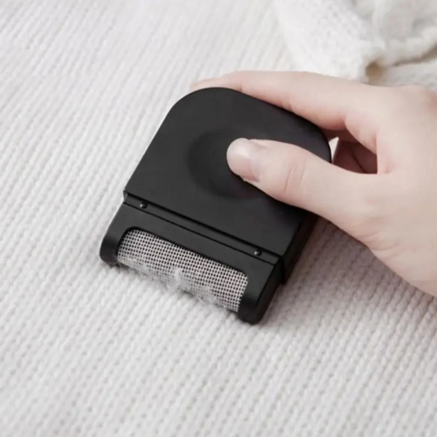 Portable Travel Hair Remover Shaver: Efficient Clothes & Hair Removal - Lightweight, Compact Design - 1pc