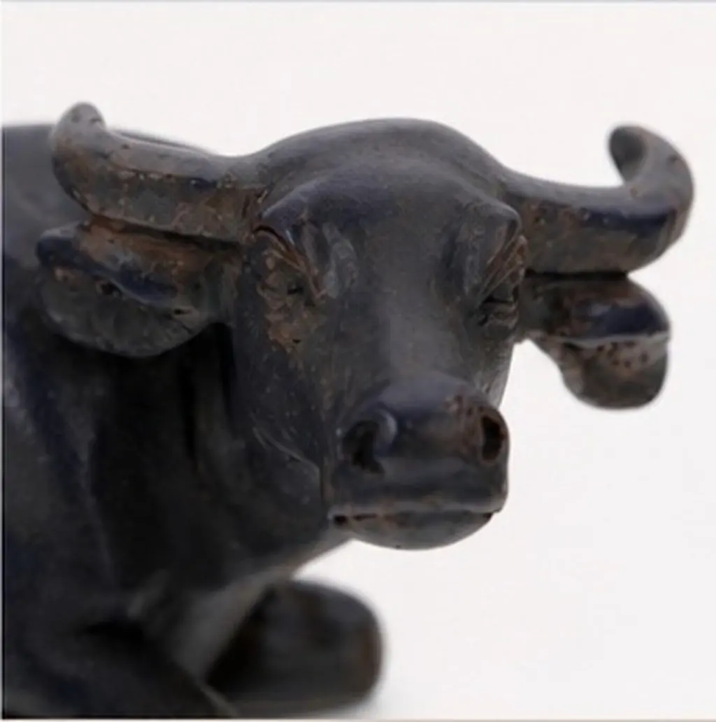 1Pcs Mini Farm Calf Desktop Decoration Vivid Micro Landscape Adornment Resin Crafts Simulated Cow Figure Calf