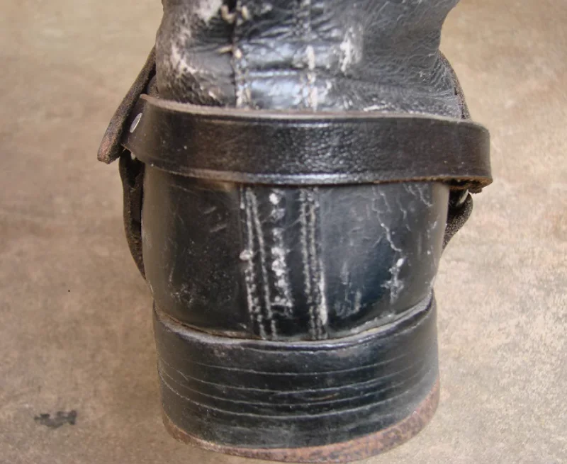 الأحذية الألمانية مع الأشرطة جلد البقر