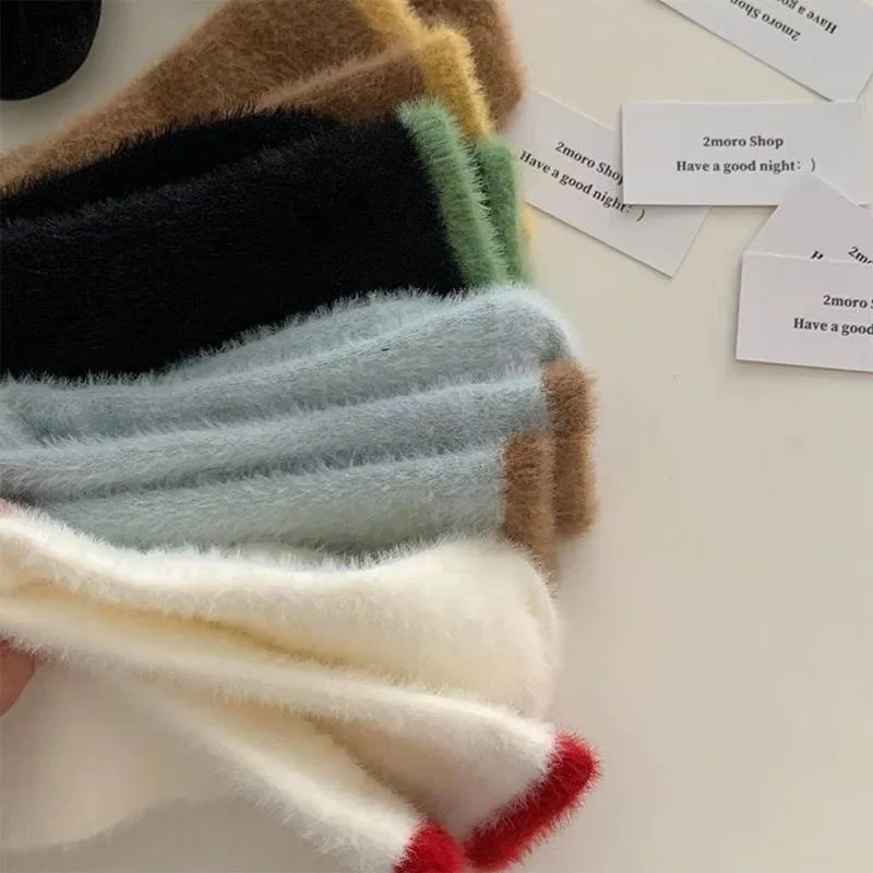 5 أزواج الجوارب النسائية الشتاء سميكة لينة فرو المنك الجوارب مجموعة الألوان المتناقضة الدوبامين تنوعا Kawaii الحلو منتصف جوارب أنبوبية