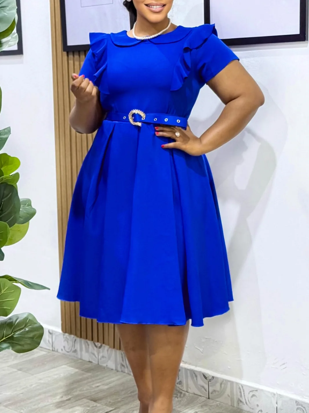 New 2025 Women's Solid Color Short-Sleeved Shirt Dress Baby Collar Ruffled Hem Fashionable Elegant Women's Clothing