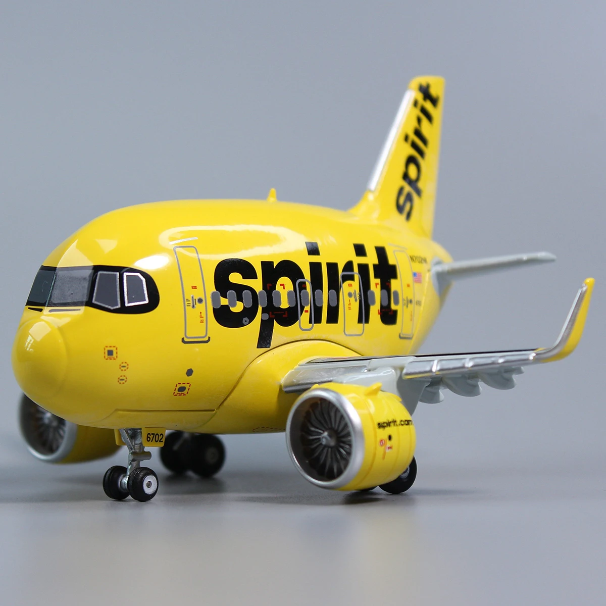 q-version-spirit-airlines-a321neo-military-model-70102pp-diecast-alloy-classics-toys-souvenir-gifts-collection-static-display