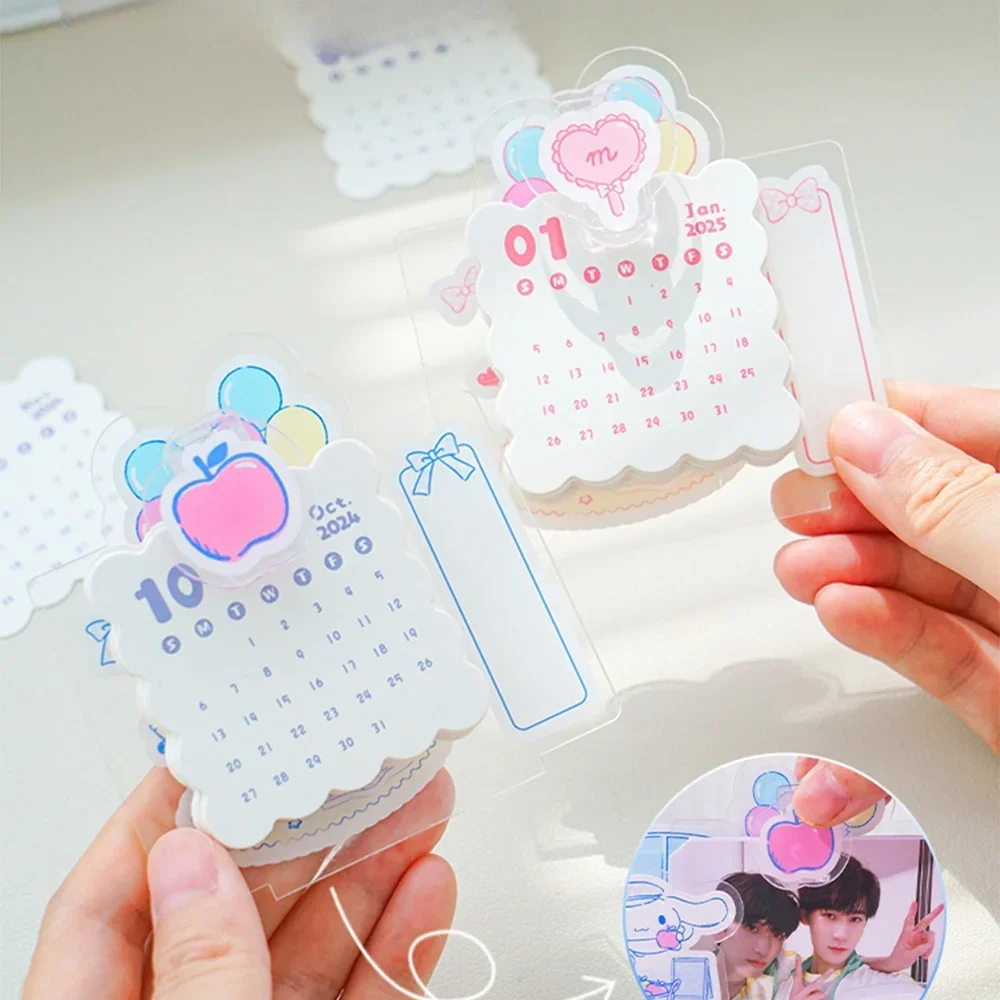 Oryginalny kalendarz z kreskówek Sanrio Cinnamoroll na rok 2025, uroczy akrylowy kalendarz biurkowy Kuromi Melody, ozdoba do składania, prezenty dla dziewczynek
