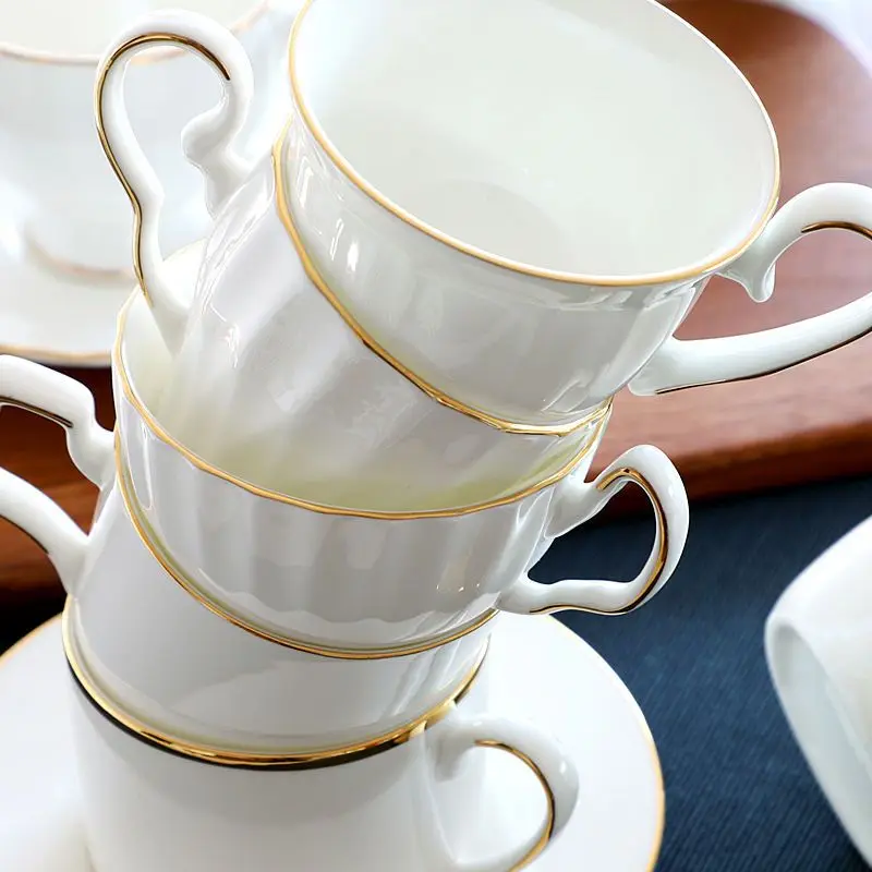 Gold Painted Coffee Cup Set Ceramic European Bone Porcelain Coffee Mug with Saucer Luxury Outline In Gold Tea Cup with Plate