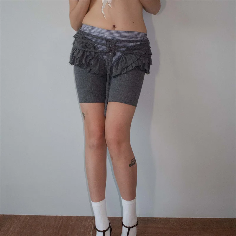 レディースサマーY2Kレトロブルマーストラップタイドレイヤードフリル装飾伸縮性ローウエストスリムフィットチェック柄パッチワークショーツ