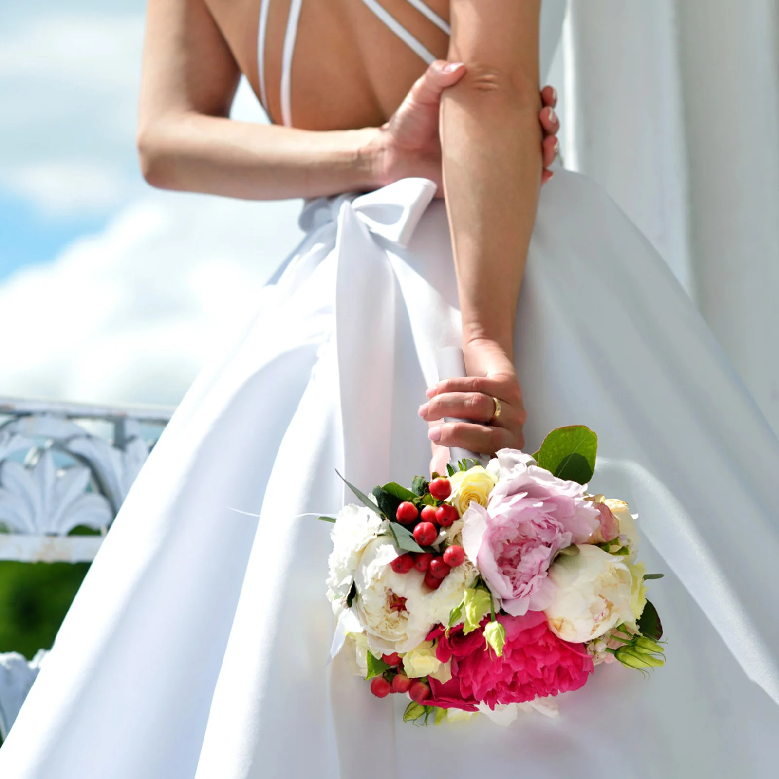 

Flower Holder Base for Bridal Bouquet Wedding Decor Compact Lightweight Plastic Sponge Absorption Vase Making Supplies DIY Craft