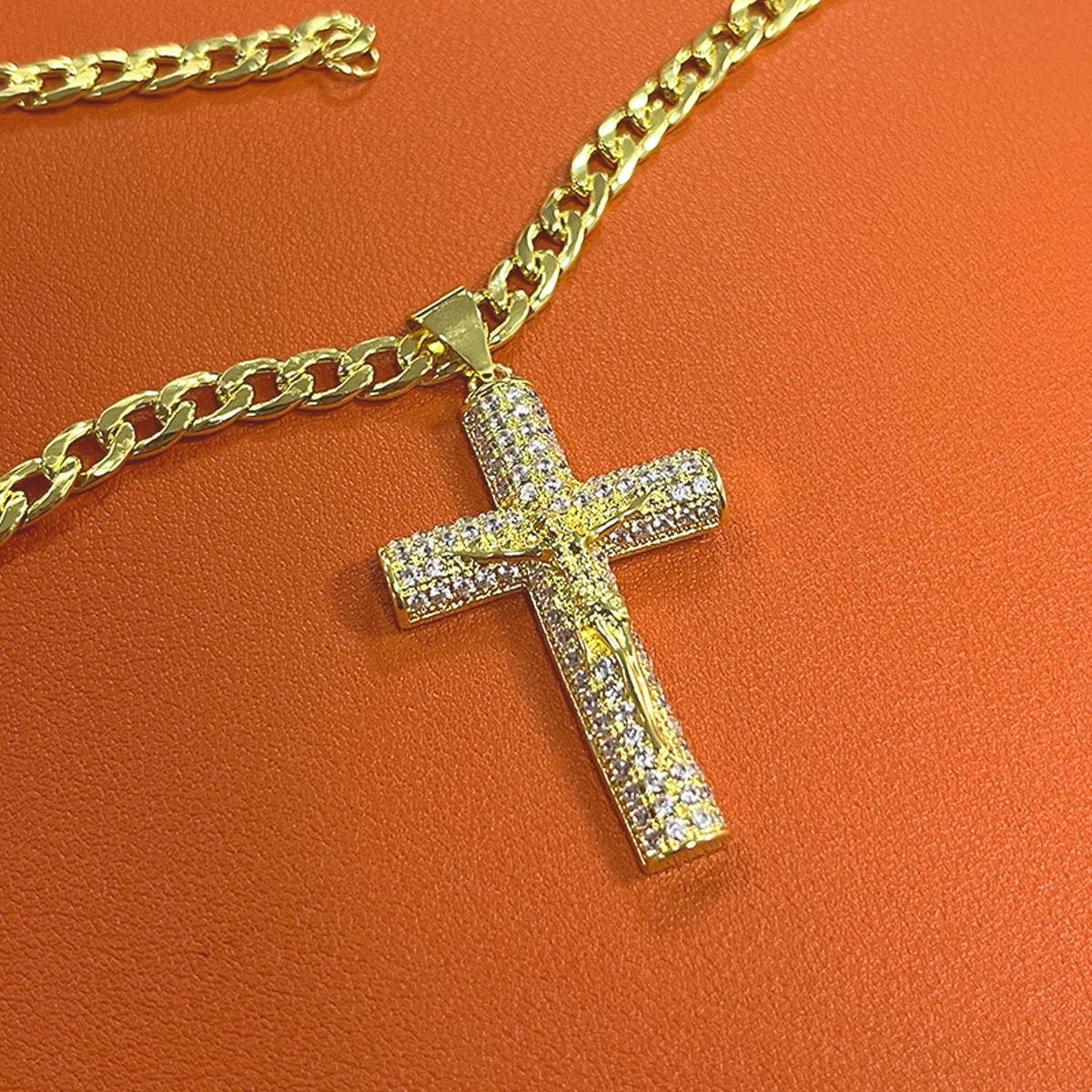 Gold-Plated Cross Necklace for - Men'S Fashion Gold Chain recension och pris