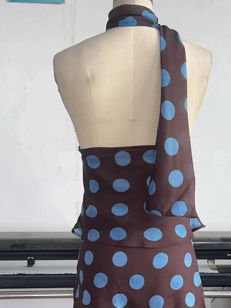 

HH Летний женский новый плиссированный топ на молнии без рукавов с подвесным воротником + элегантная асимметричная юбка-миди трапециевидной формы, костюм с волнистыми точками