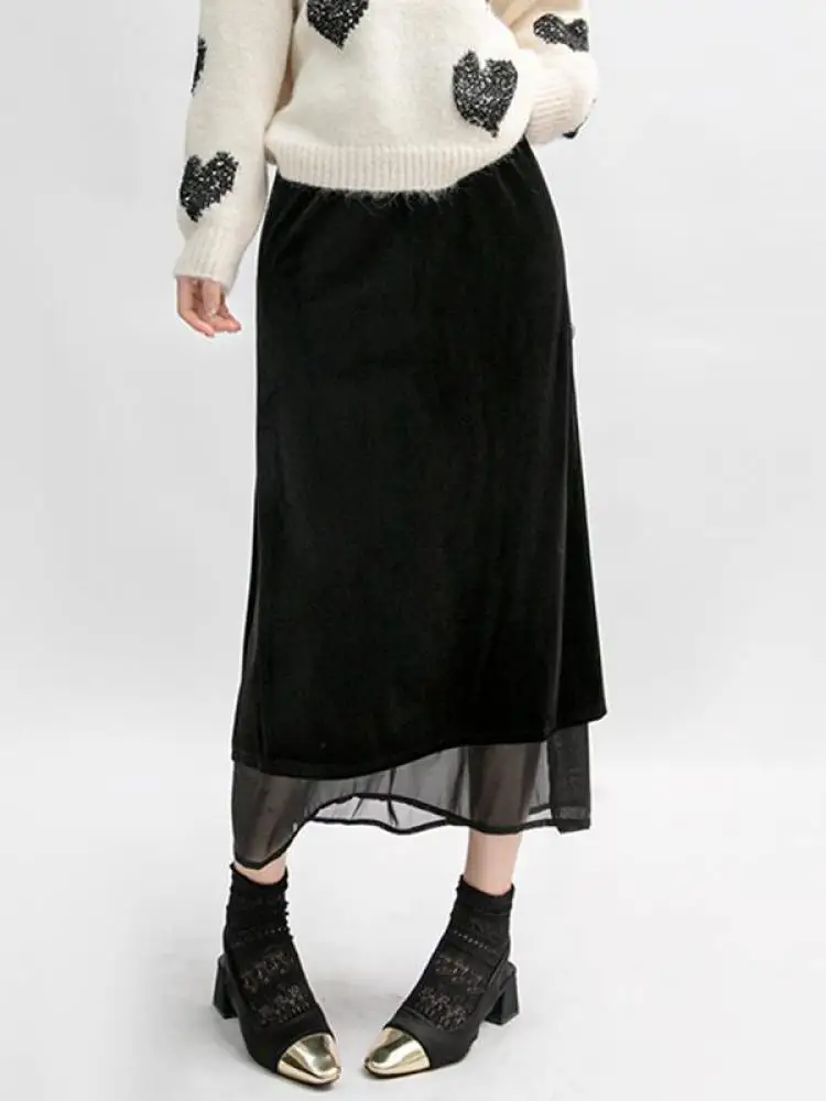 

Long Skirt Autumn Winter Elegant Versatile Skirt 2025 French Women Black Brown Velvet Patchwork High Waist Slim Vacation Pleated
