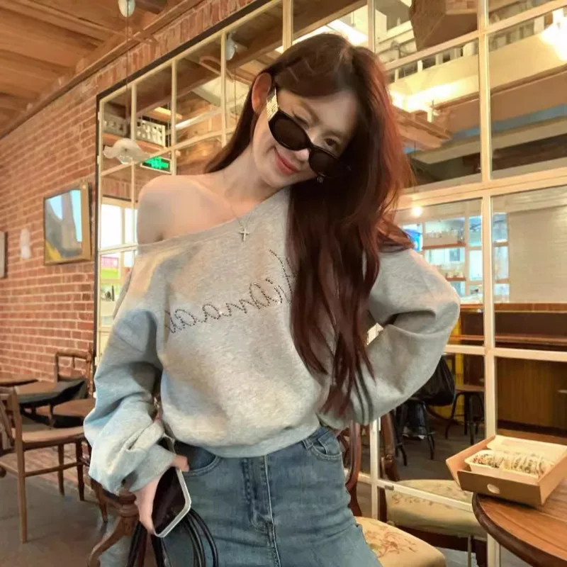 2024 New Korean Style Fashionable Loose One Shoulder Top for Women's Autumn Hot Stamping Diamond Lazy Gray Hoodie Femael Clothes