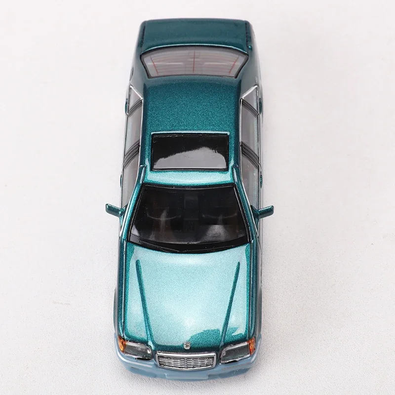 STREET WEAPON 1:64 W140 نموذج سيارة مصنوع من خليط معدني مصبوب إصدار محدود 499