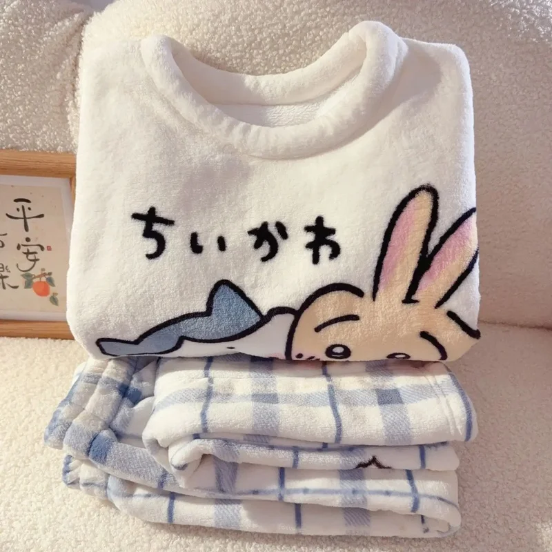 Комплект пижамы Chiikawa Usagi из фланели с вышивкой: мягкий, теплый, с круглым вырезом, длинными рукавами, в клетку, для дома и отдыха, аниме-стиль, для зимы