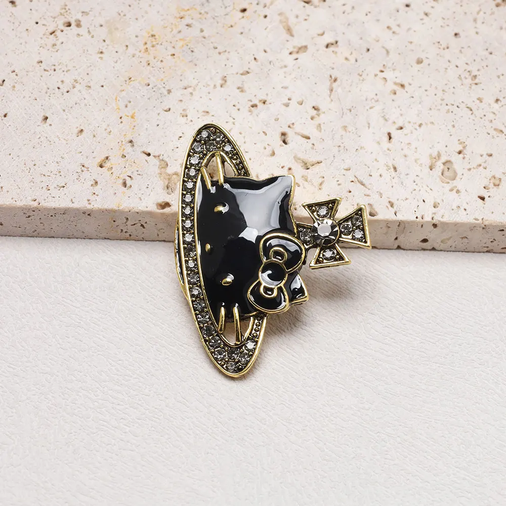 1PC 만화 키티 크리 에이 티브 브로치 Kawaii 토성 Kt 배지 핀 애니메이션 주변 장치 멋진 소녀 장식 휴일 선물