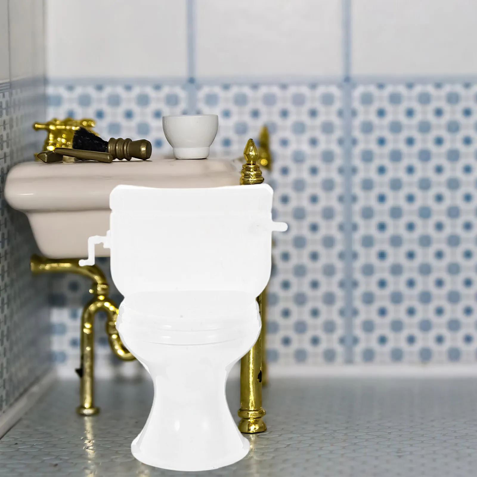 

Mini Toilet for Dollhouse White Elegant Design Realistic Tiny Bathroom Furniture Mini House Decor Pretend Play Creative Setup