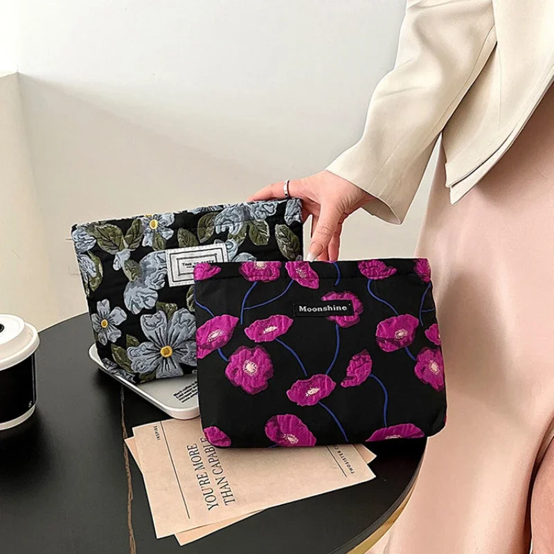 New Fashion Color-Match Floral Jacquard Cosmetic Bag Travel Makeup Pouch Skincare Toiletry Organizer Clutch Wash Bag Pencil Bag