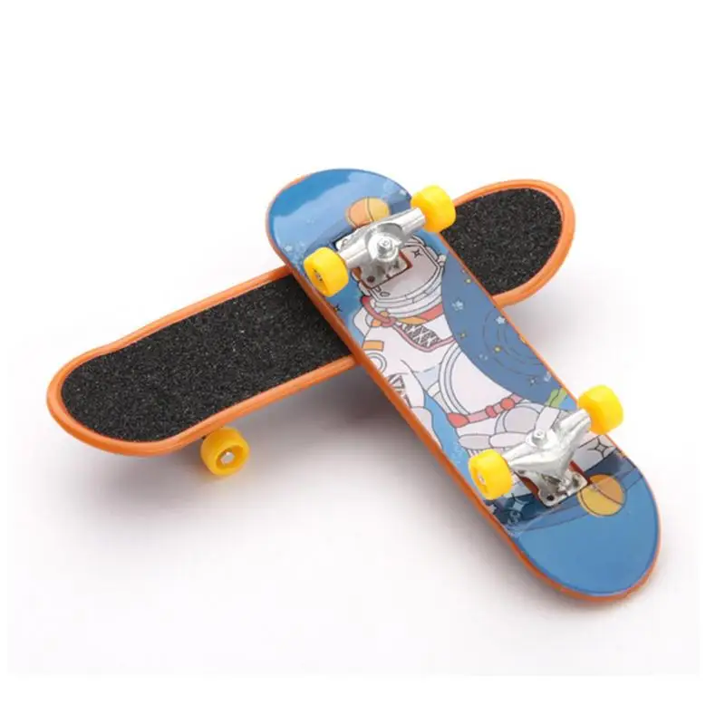 Dedo Skateboards para Crianças Dedo Scooter com Acessórios Two Wheel Finger Skateboards Training Props para Adolescentes Hot Sale