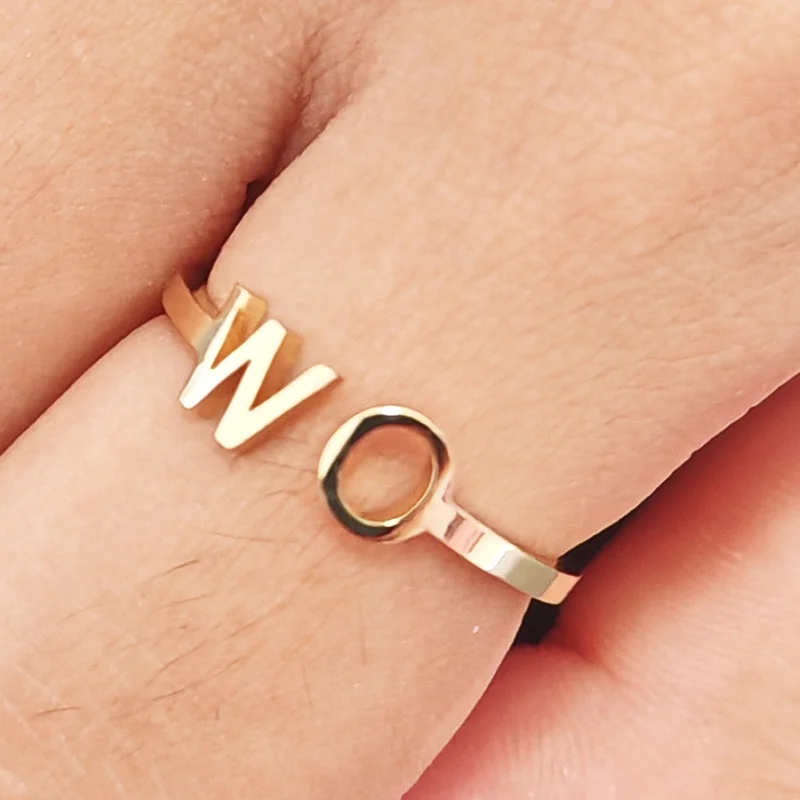

Customized Couple's Initials 2 Letters Personalized Luxury Stainless Steel Rings Women's Jewelry Wedding Rings Birthday Gift