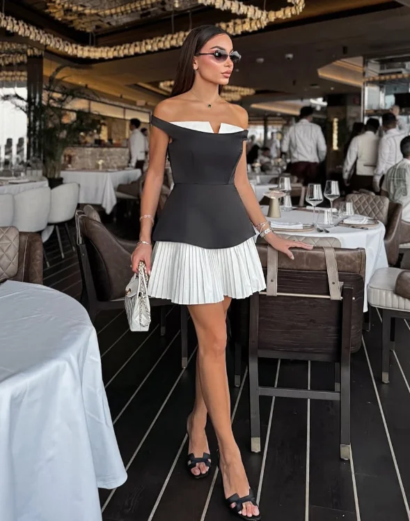 高品質カスタムメイドのストラップレス、膝上丈、ノースリーブ、カラーコントラスト、バックレス、エレガントなウェディングパーティードレス