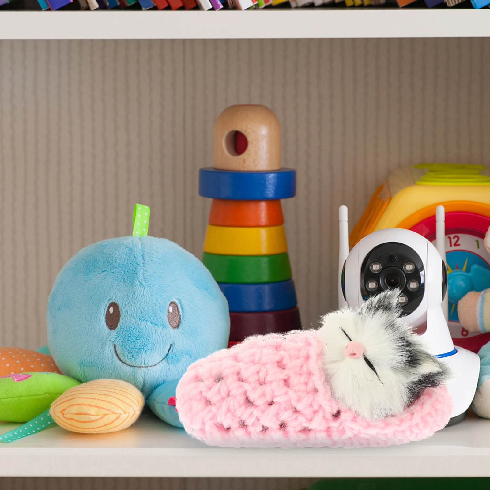 

Cute Sleeping Cat in Slipper Doll Toy Mini Kitten Hand Toy for Christmas Party Wedding Decor Gift Pink Plush Animal Accessory