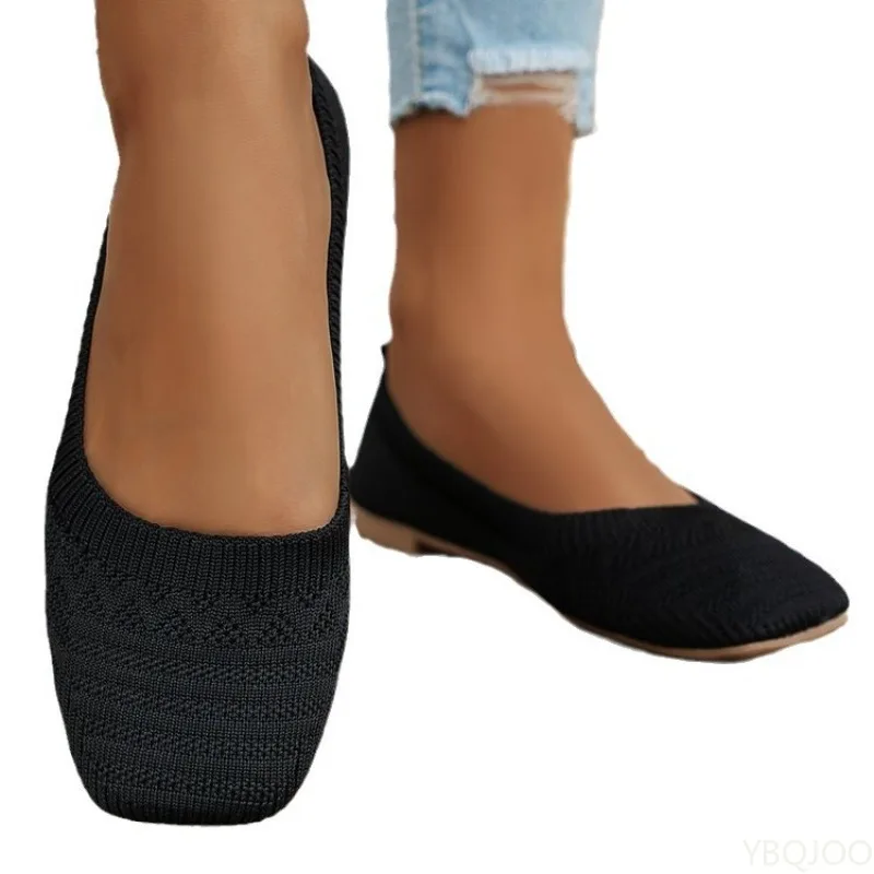 春の新作、シンプルなスクエアトゥ、浅口、柔らかいソール、おしゃれで万能なレディースフラットシューズ、通気性のあるメッシュシューズ