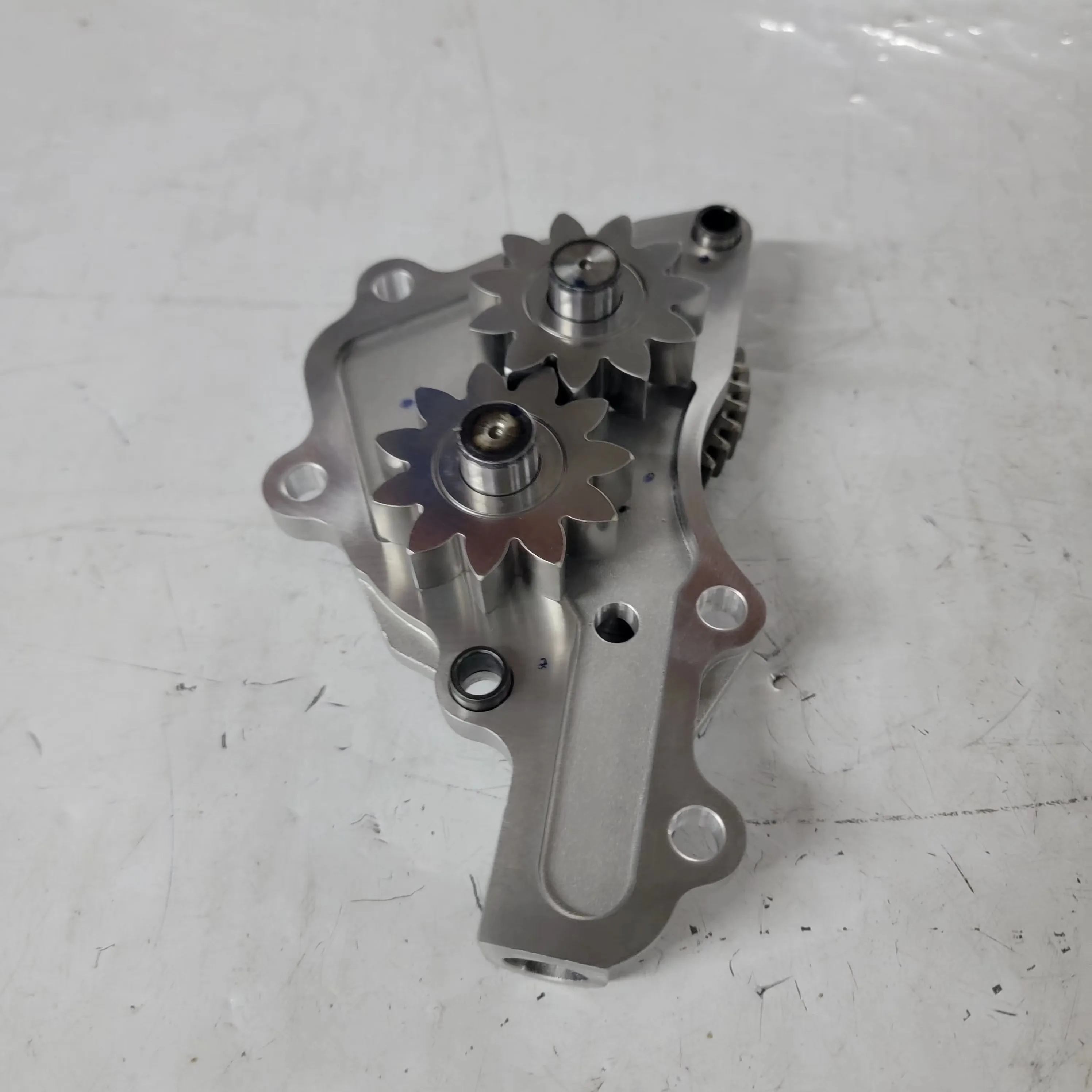 JMC 비구스 워크 2.5 KN3-6600-AB-YC용 정품 오일 펌프