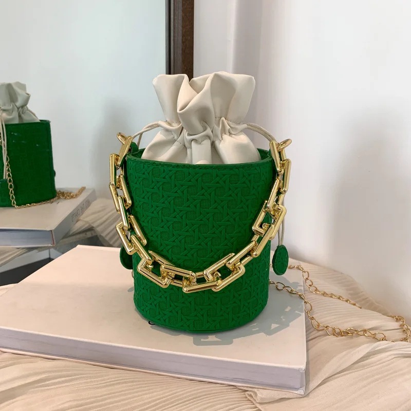 

Модная повседневная женская сумка на шнурке, стильная сумочка на плечо с цепочкой, Женский Вечерний Клатч Изысканная сумка