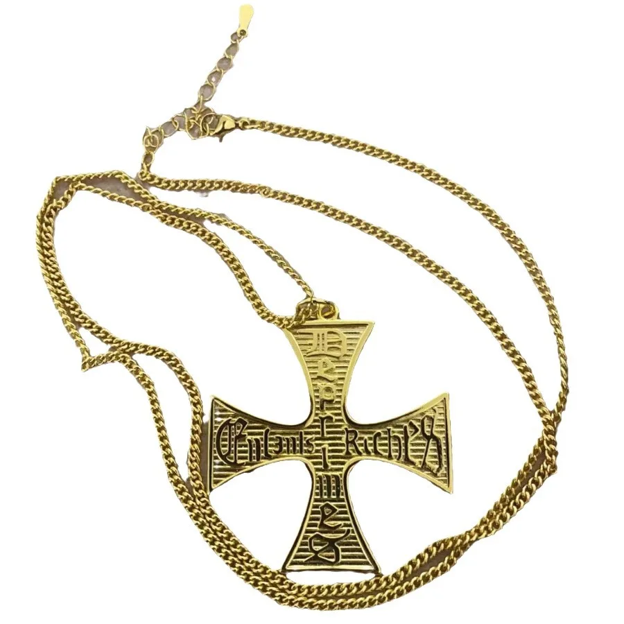 Erd Hesitant Rich S… - image